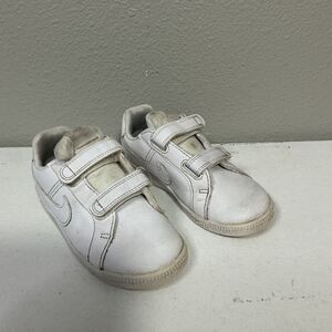 Nike Toddler White Velcro Sneakers Size 9C Kids Swoosh Hook Loop Shoes